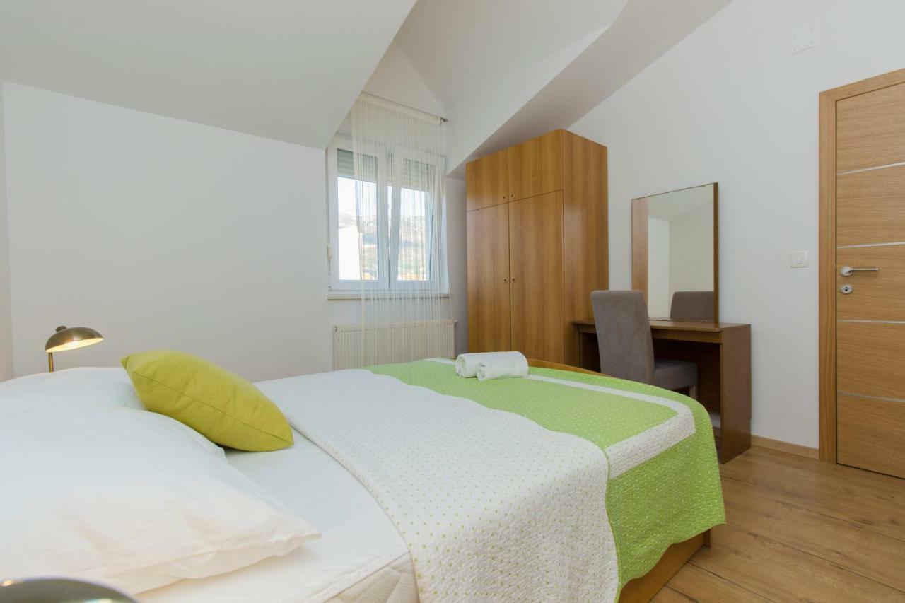 Kaštela Apartmani Skelin***/**** מראה חיצוני תמונה