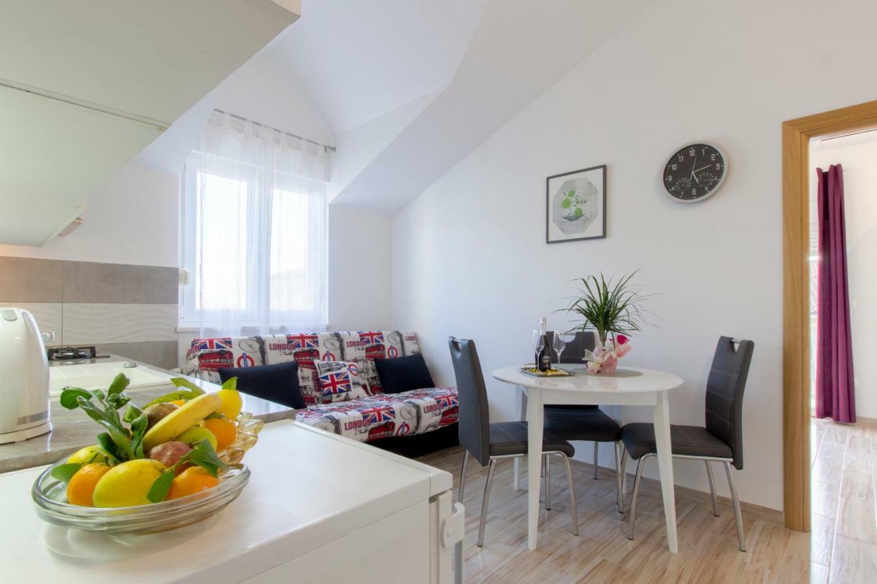 Kaštela Apartmani Skelin***/**** מראה חיצוני תמונה
